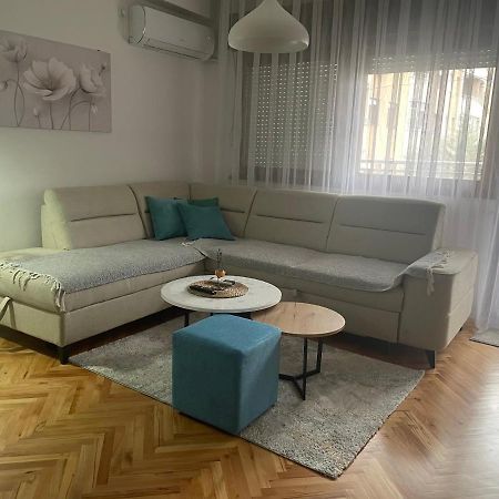 Modern Reality Leilighet Kumanovo Eksteriør bilde