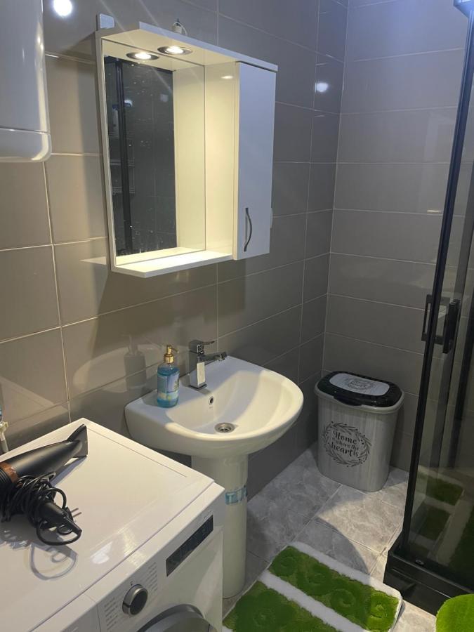 Modern Reality Leilighet Kumanovo Eksteriør bilde